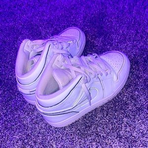 Women’s shoes , white & iridescent , Jordan/nike ,